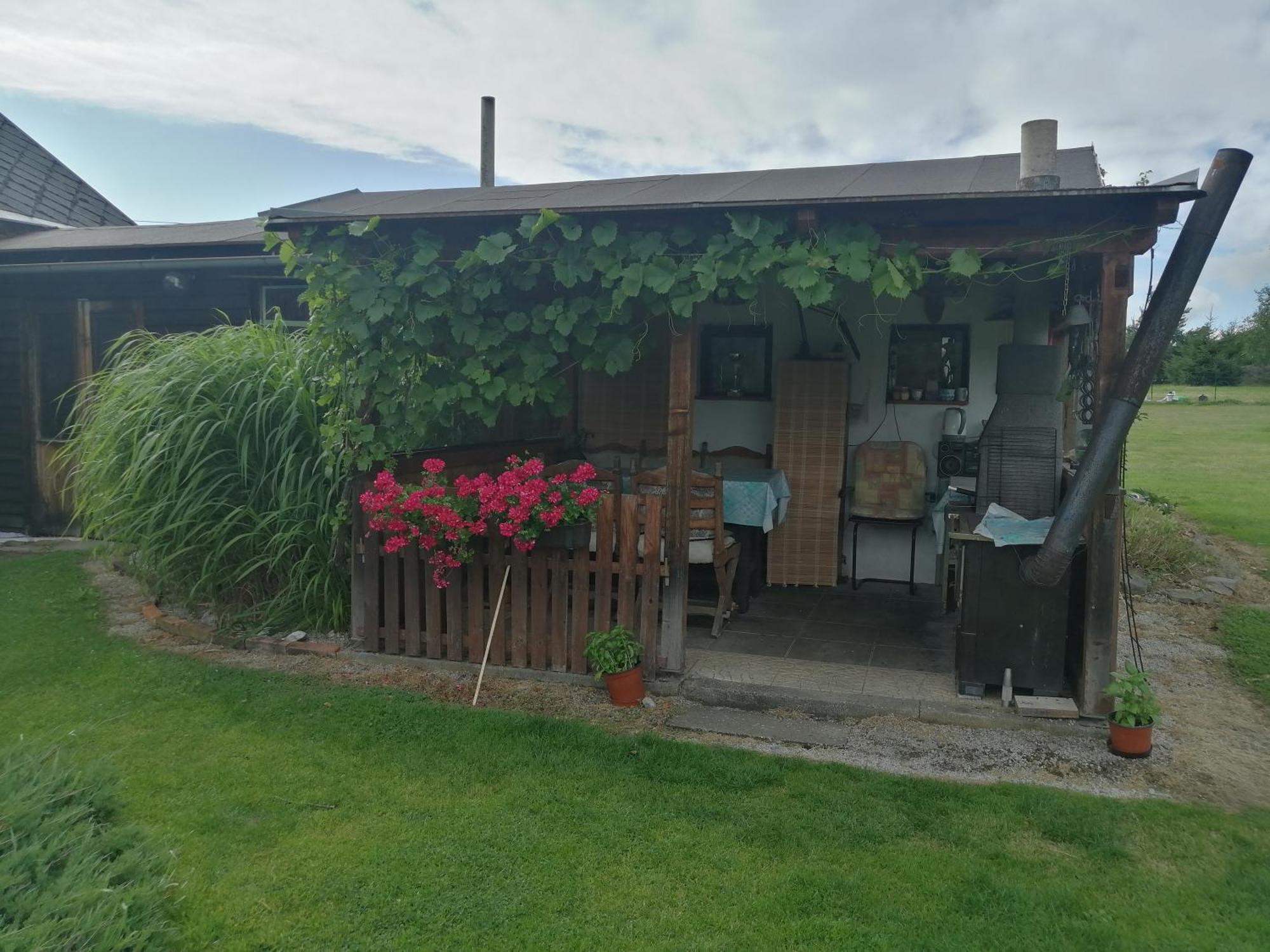 Dvougeneracni Dum Se Zahradou Lägenhet Vimperk Exteriör bild